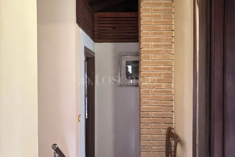 Casale in vendita di 100 mq a €230.000 (rif. 3/2026)