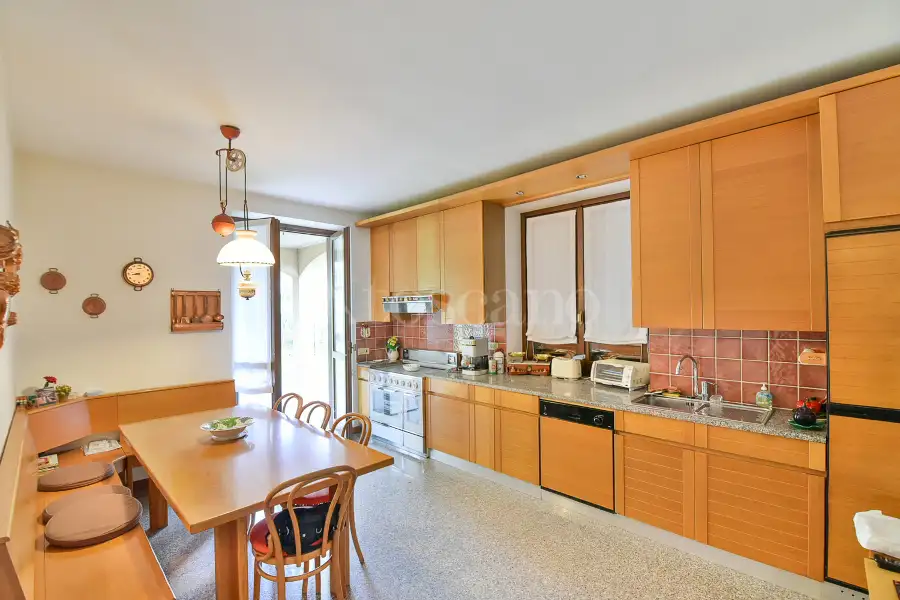 Villa in vendita di 325 mq a €595.000 (rif. 3/2026)