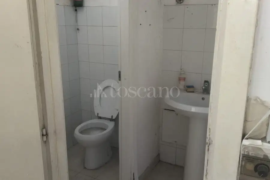 Laboratorio in vendita di 210 mq a €129.000 (rif. 14/2026)