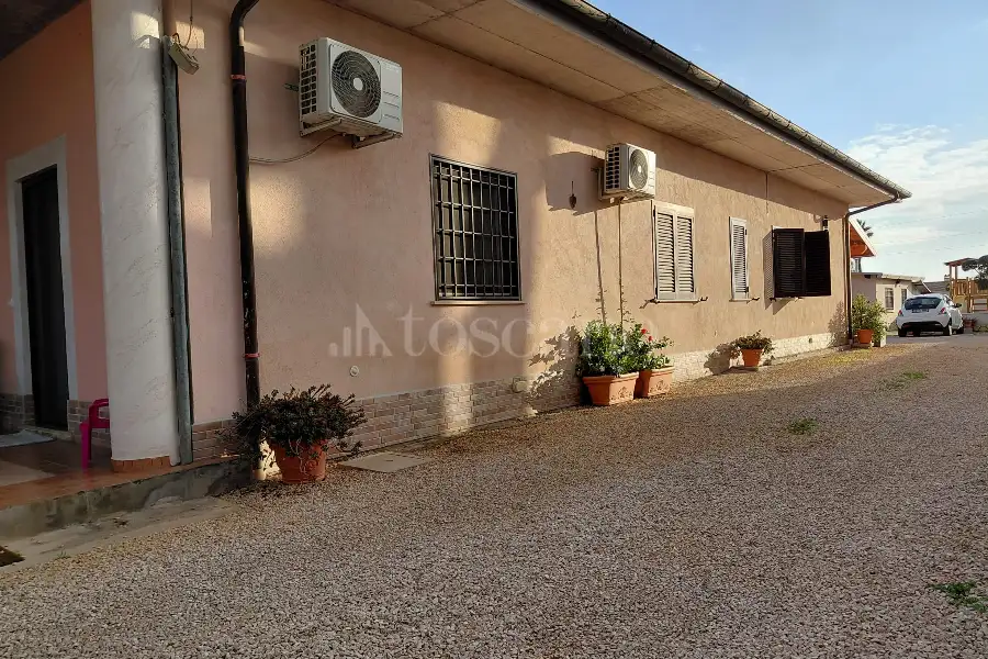 Villa Bifamiliare in vendita di 140 mq a €278.000 (rif. 113/2025)
