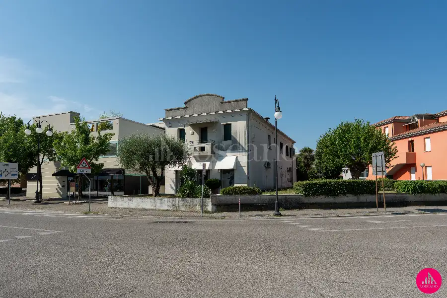Casa in vendita di 206 mq a €259.000 (rif. 147/2026)