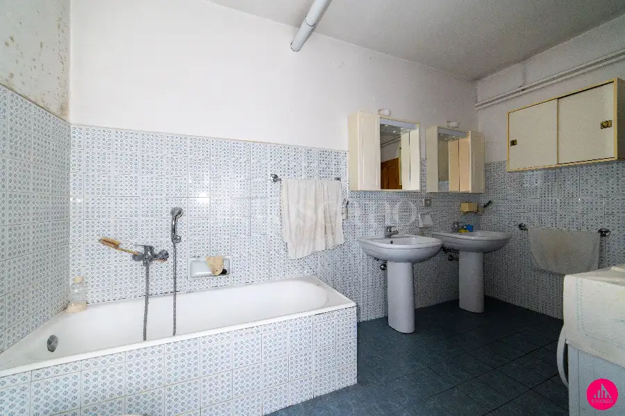 Casa Indipendente in vendita di 200 mq a €169.000 (rif. 21/2026)