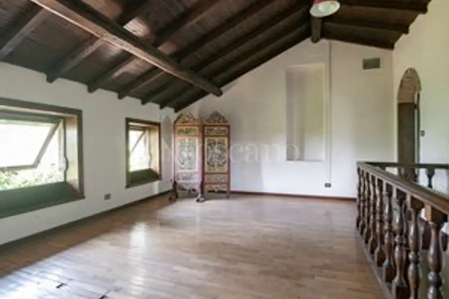 Casale in vendita di 450 mq a €450.000 (rif. 22/2026)