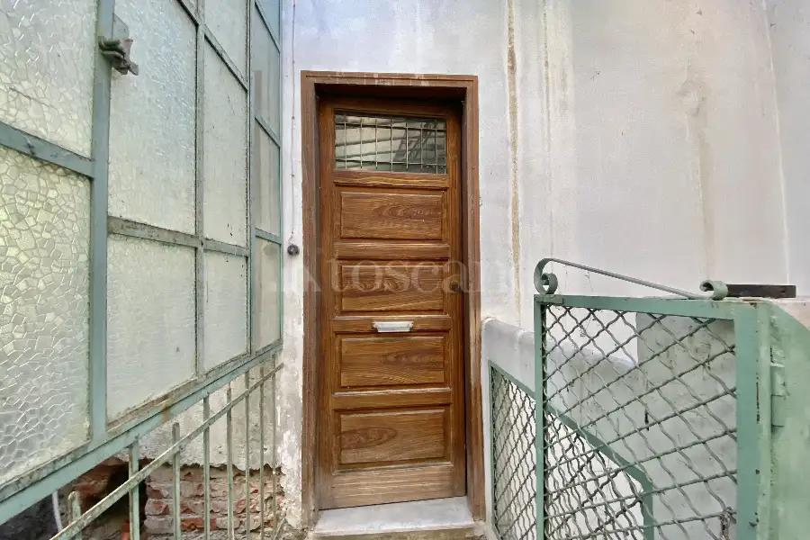 Casa Indipendente in vendita di 290 mq a €123.000 (rif. 2/2025)