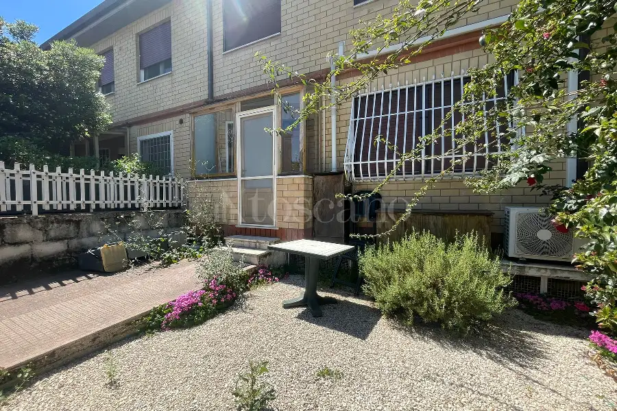 Villa Plurifamiliare in affitto di 98 mq a €1.100 (rif. 32/2026)