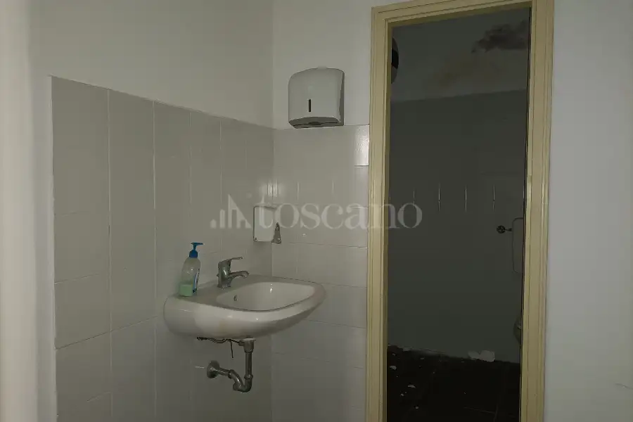 Magazzino in vendita di 160 mq a €80.000 (rif. 30/2024)