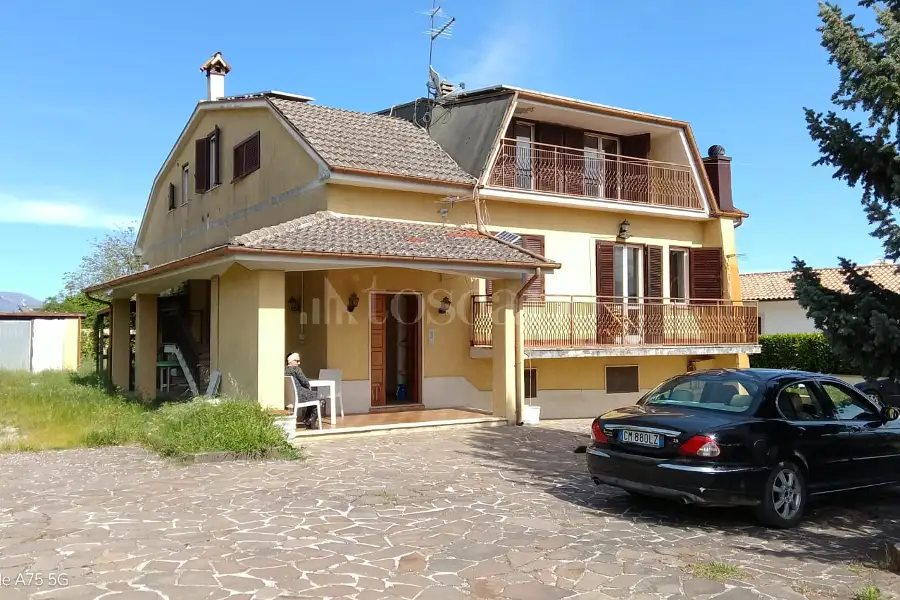 Casa Indipendente in vendita di 290 mq a €235.000 (rif. 29/2026)