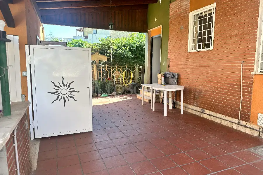 Villa Bifamiliare in vendita di 80 mq a €195.000 (rif. 25/2026)