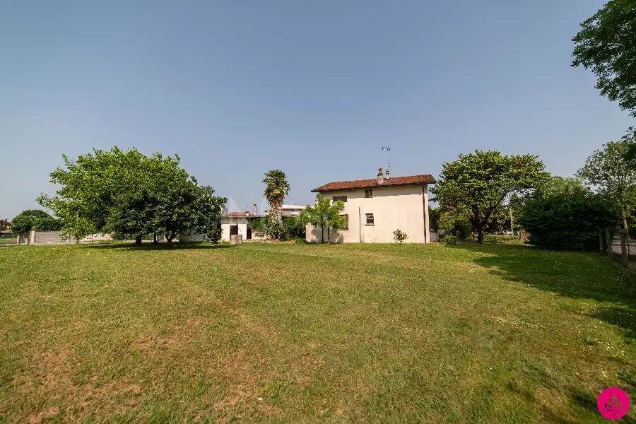 Casa Indipendente in vendita di 150 mq a €249.000 (rif. 118/2025)