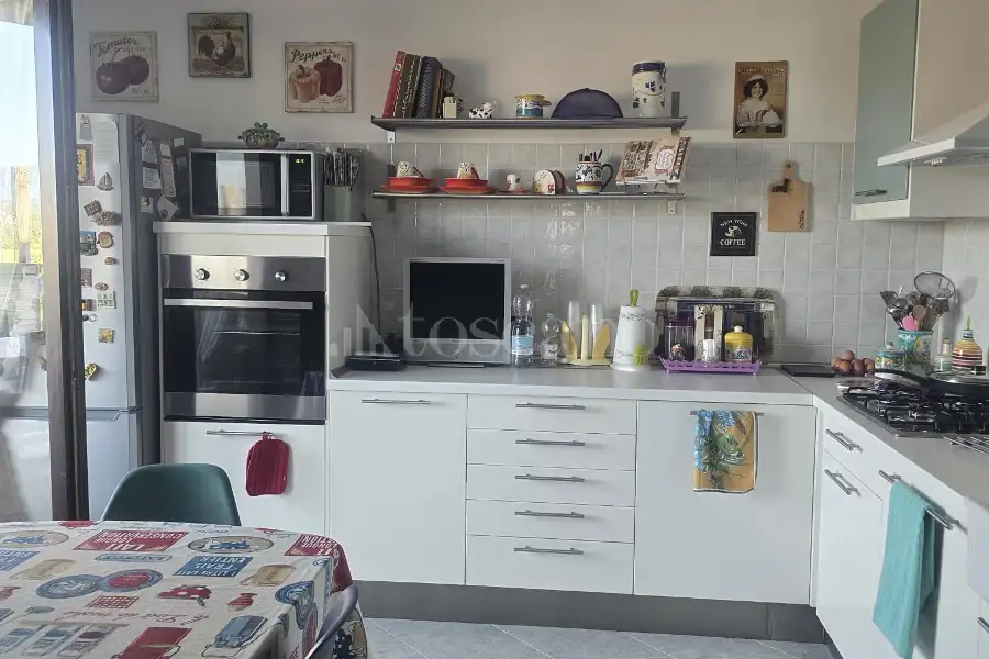 Villa Bifamiliare in vendita di 220 mq a €220.000 (rif. 63/2026)