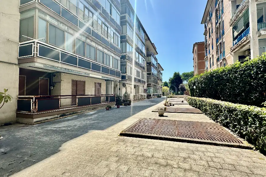 Ufficio in vendita di 150 mq a €229.000 (rif. 11/2026)