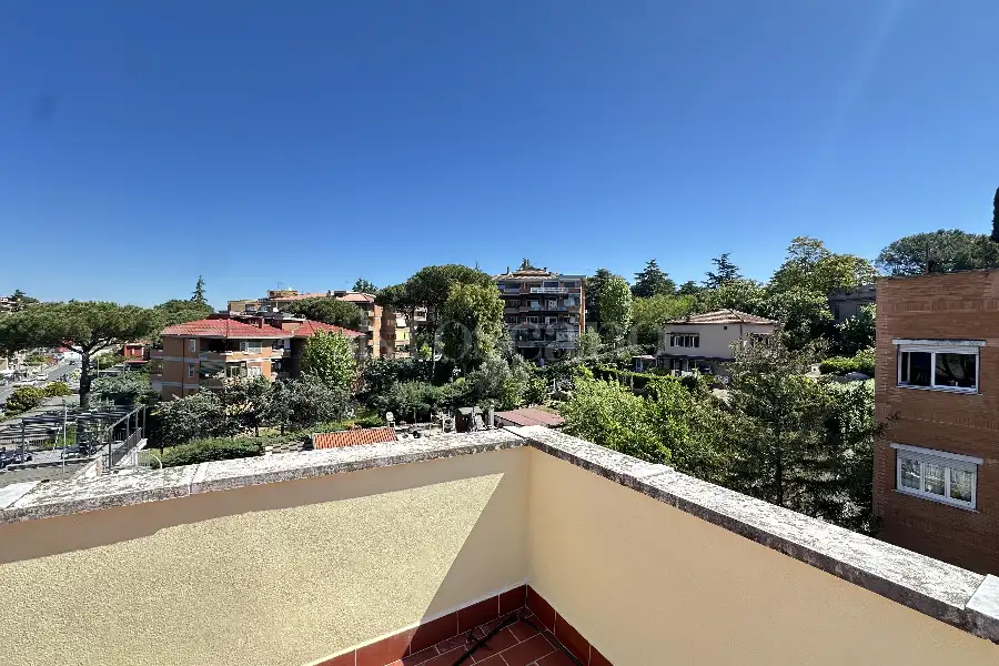 Superattico in vendita di 83 mq a €195.000 (rif. 12/2026)