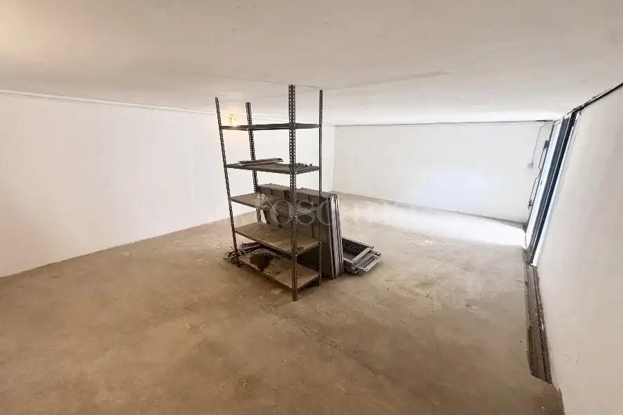 Box in vendita di 35 mq a €69.000 (rif. 71/2025)