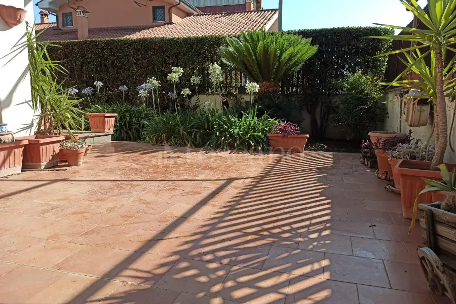 Villa Bifamiliare in vendita di 180 mq a €399.000 (rif. 27/2024)
