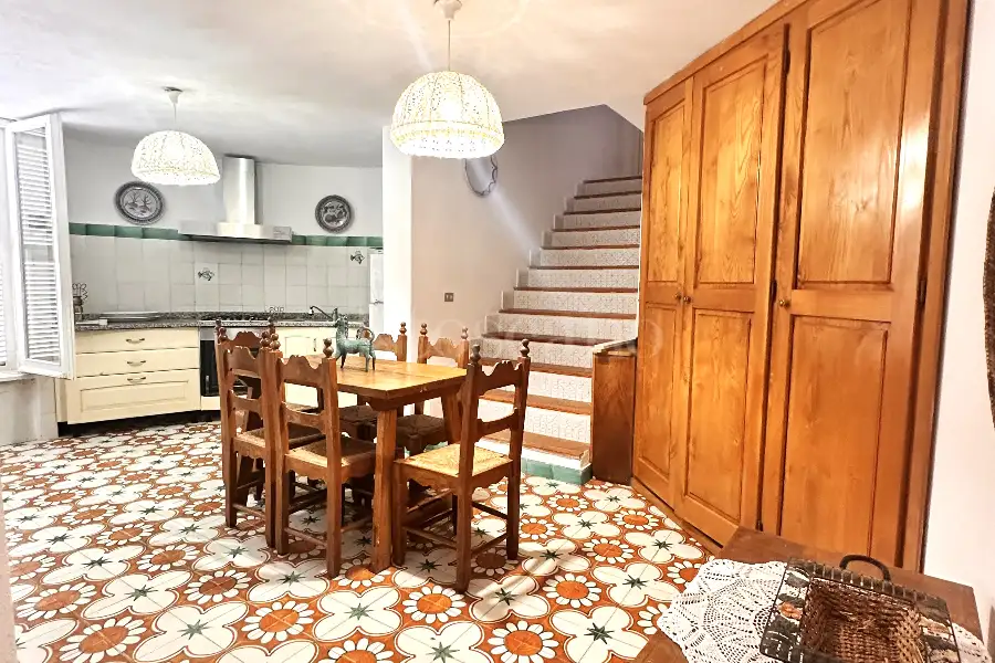 Villa in vendita di 278 mq a €1.400.000 (rif. 41/2025)