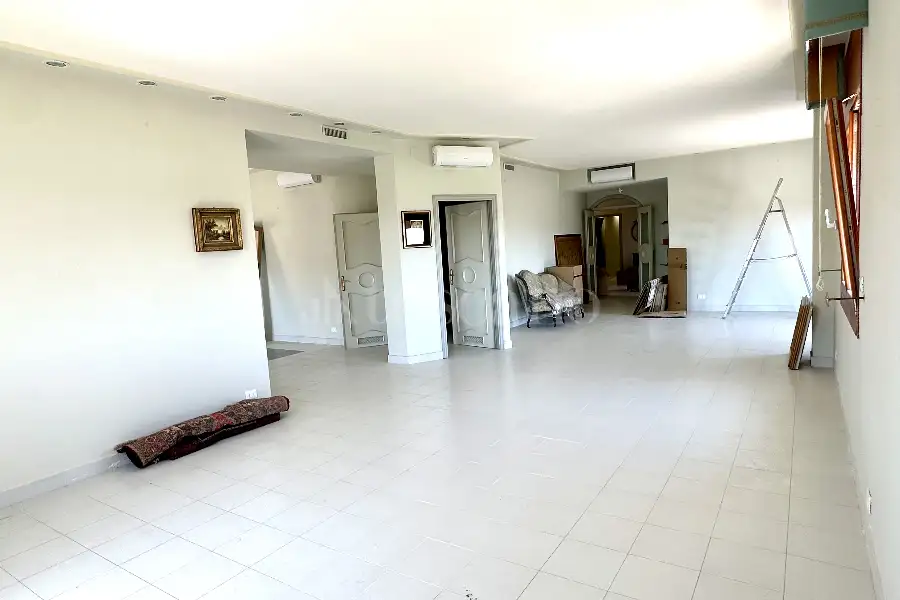 Casa in vendita di 347 mq a €459.000 (rif. 52/2026)