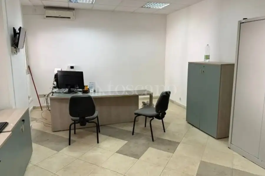 Magazzino in vendita di 806 mq a €870.000 (rif. 28/2026)