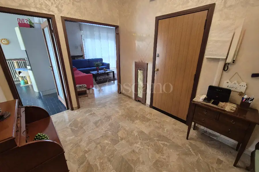 Villa Plurifamiliare in vendita di 350 mq a €750.000 (rif. 38/2025)