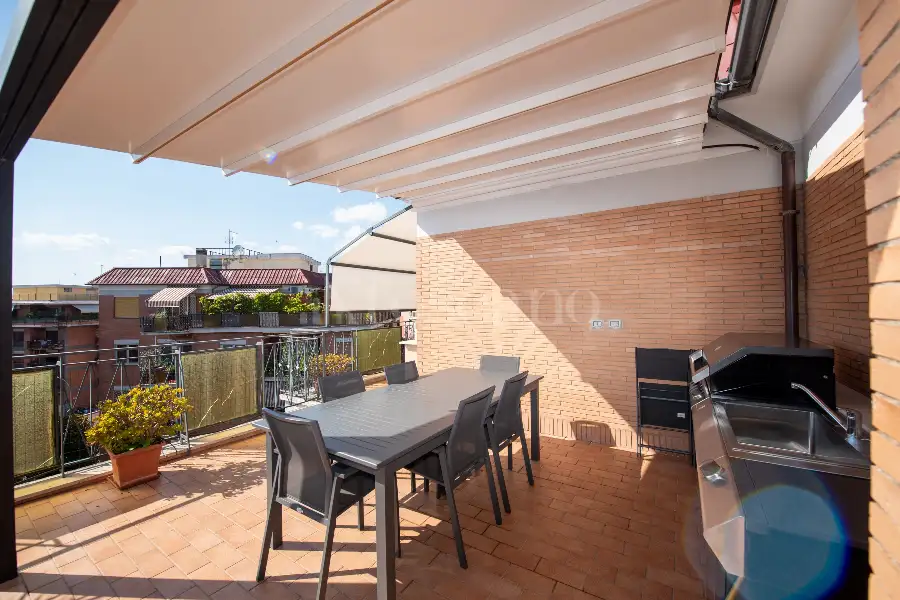 Attico in vendita di 75 mq a €449.000 (rif. 33/2025)