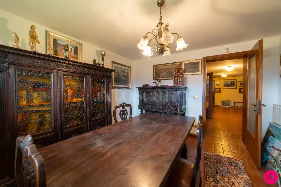 Villa in vendita di 280 mq a €390.000 (rif. 19/2026)