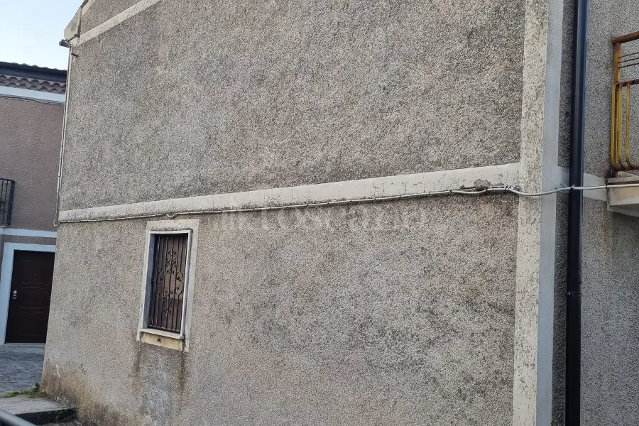 Casa Indipendente in vendita di 98 mq trattativa riservata (rif. 10/2025)