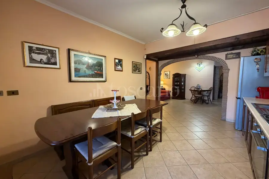 Villa Bifamiliare in vendita di 250 mq a €579.000 (rif. 20/2026)