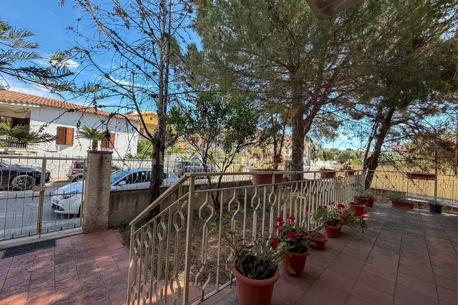 Villa Bifamiliare in vendita di 273 mq a €420.000 (rif. 37/2026)