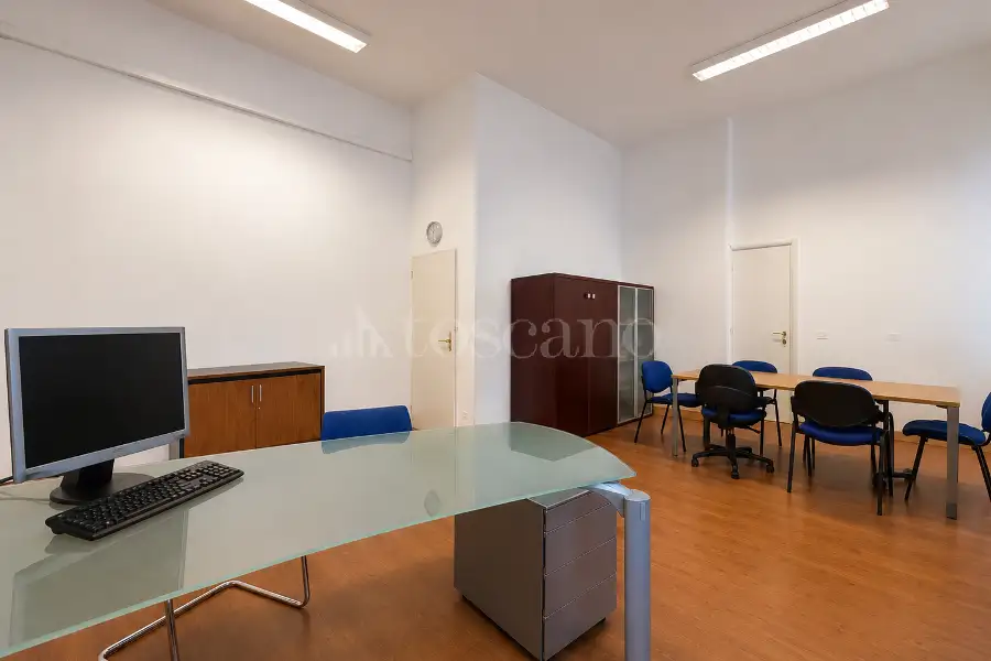 Negozio in vendita di 100 mq a €530.000 (rif. 66/2026)