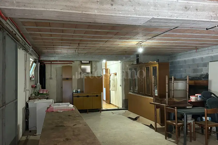 Negozio in vendita di 600 mq a €750.000 (rif. 17/2025)