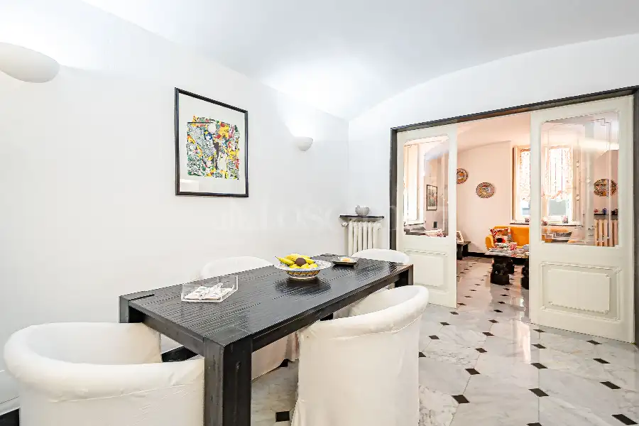 Villa in vendita di 496 mq a €3.950.000 (rif. 71/2026)