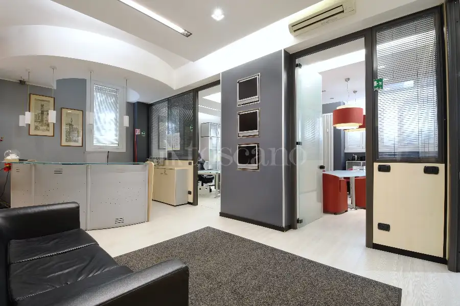 Ufficio in vendita di 145 mq a €490.000 (rif. 78/2026)