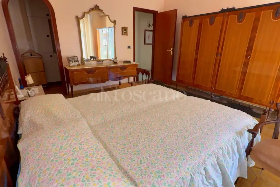 Casa in vendita di 221 mq a €169.000 (rif. 143/2025)