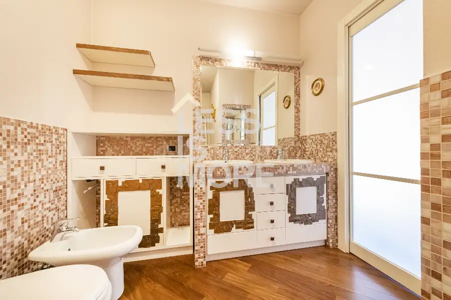 Casa in vendita di 140 mq a €850.000 (rif. 32/2026)