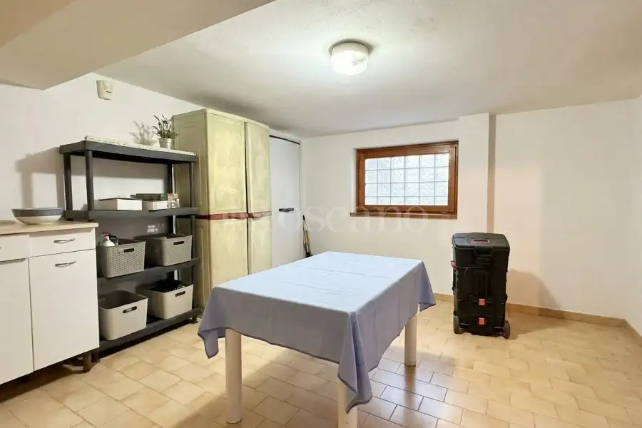 Villa in vendita di 250 mq a €739.000 (rif. 100/2026)