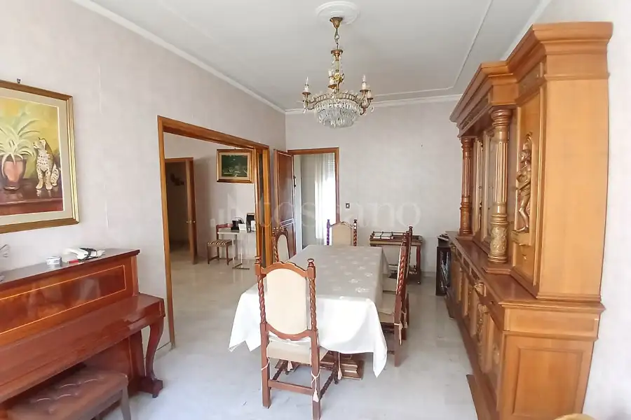 Casa in vendita di 220 mq a €965.000 (rif. 42/2026)