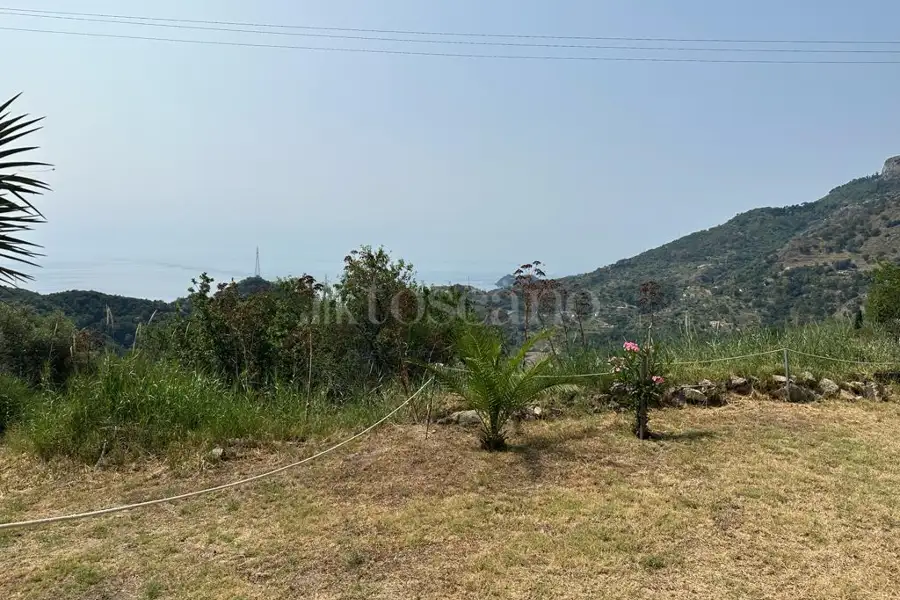 Villino a Schiera in vendita di 182 mq a €210.000 (rif. 31/2023)