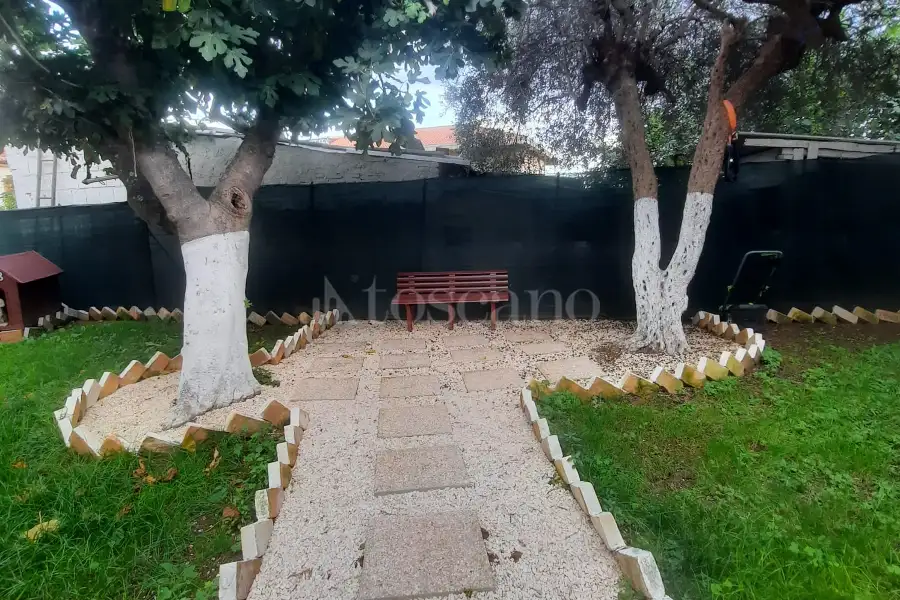 Casa Indipendente in vendita di 225 mq a €155.000 (rif. 2/2026)