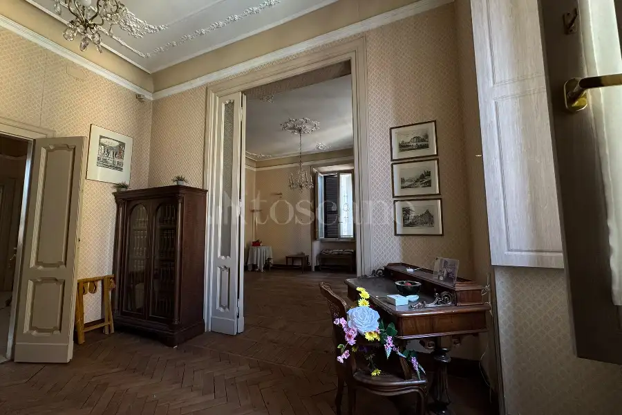 Casa in vendita di 215 mq a €1.280.000 (rif. 34/2026)