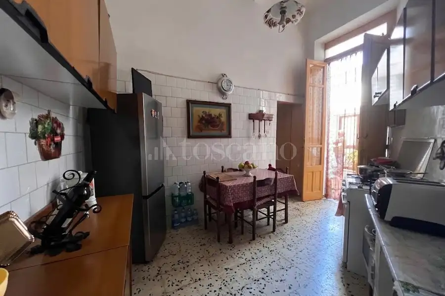Casa Indipendente in vendita di 270 mq a €210.000 (rif. 37/2026)
