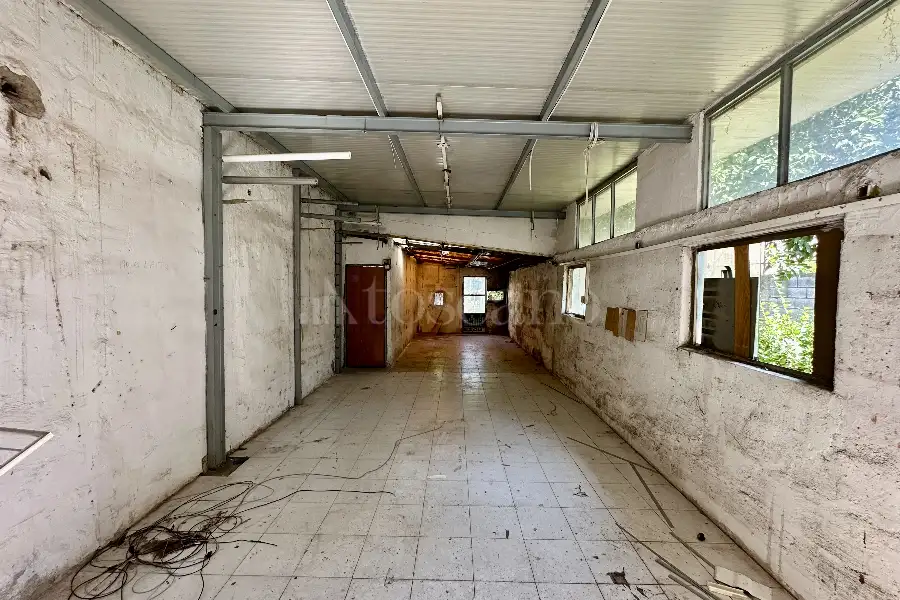 Negozio in affitto di 70 mq a €450 (rif. 25/2025)