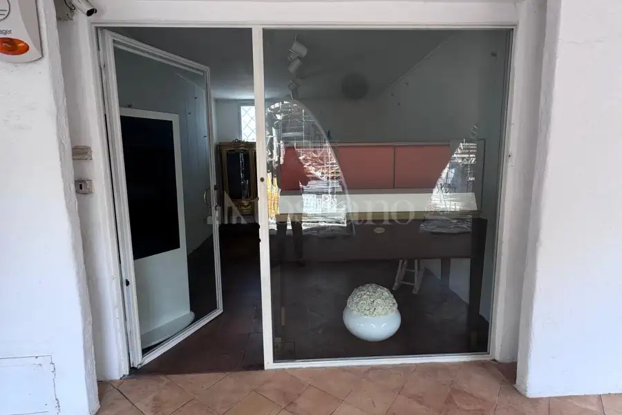 Negozio in vendita di 35 mq a €240.000 (rif. 14/2025)