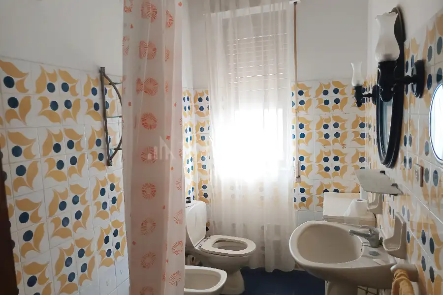 Villa in vendita di 365 mq a €490.000 (rif. 112/2025)