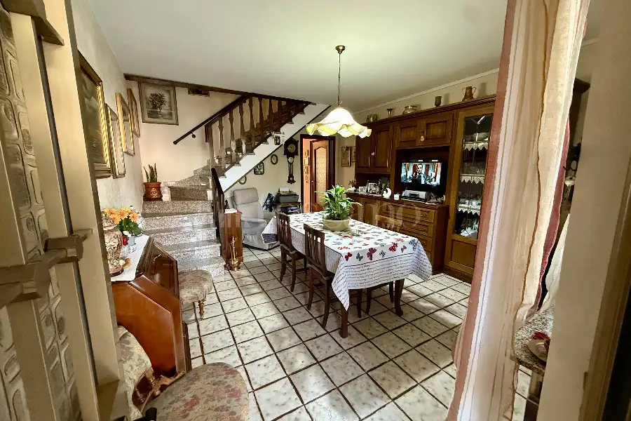 Casa Indipendente in vendita di 166 mq a €215.000 (rif. 18/2026)