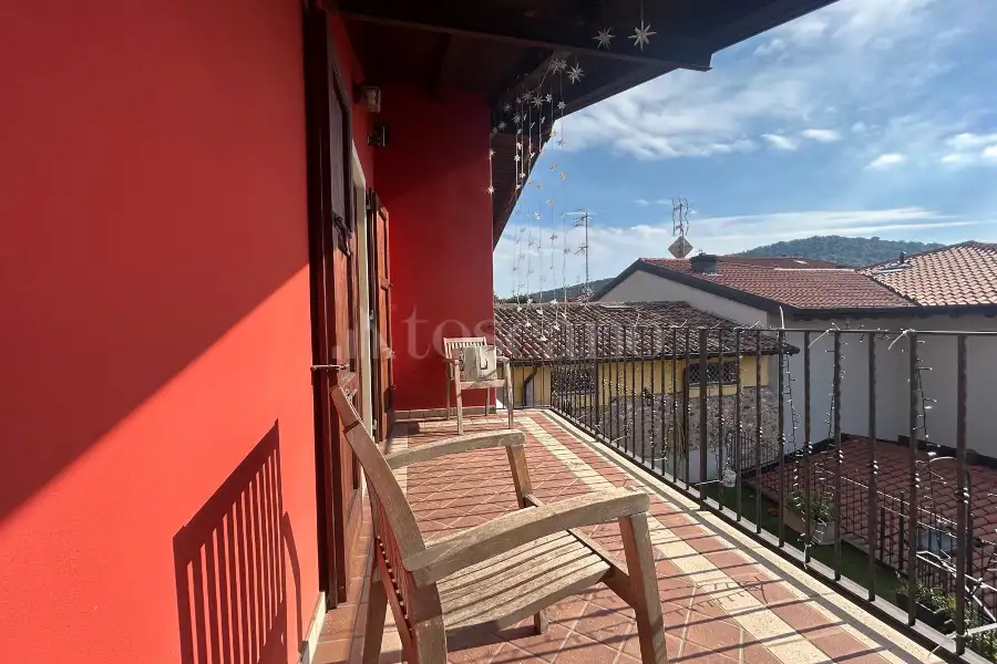 Casa Indipendente in vendita di 410 mq a €615.000 (rif. 40/2025)