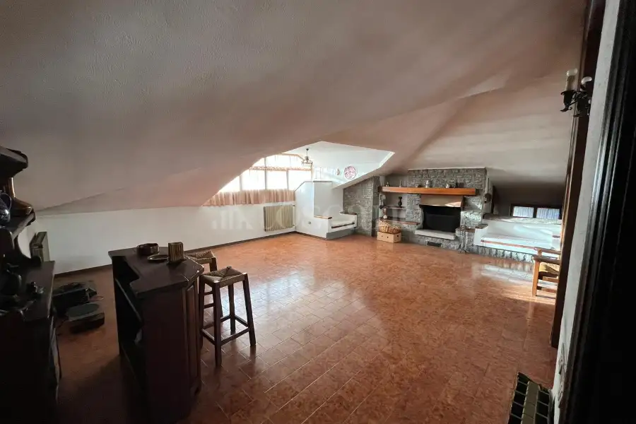 Villa in vendita di 500 mq a €455.000 (rif. 56/2025)