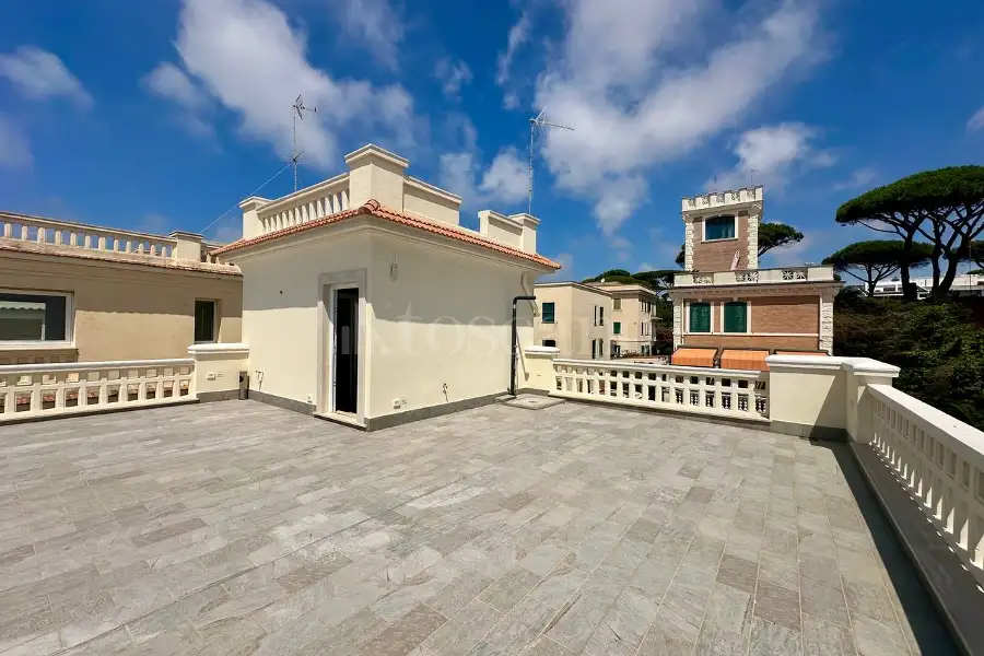 Palazzo in vendita di 390 mq a €2.900.000 (rif. 70/2026)