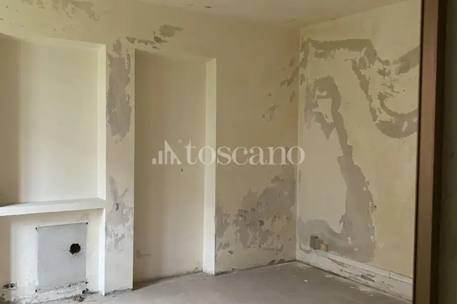 Capannone in vendita di 2000 mq a €740,000 (rif. TS0044VE)