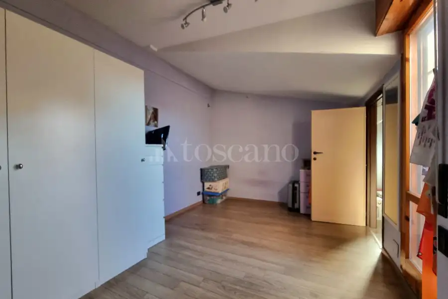 Villa Bifamiliare in vendita di 184 mq a €360.000 (rif. 42/2025)