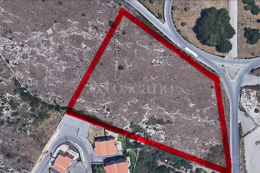 Agricolo in vendita di 11.000 mq a €88.000 (rif. 125/2026)