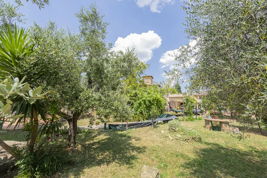 Casa in vendita di 430 mq a €1.250.000 (rif. 25/2025)